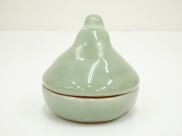  京焼　加藤渓山造　天龍寺青磁辰香合（共箱）